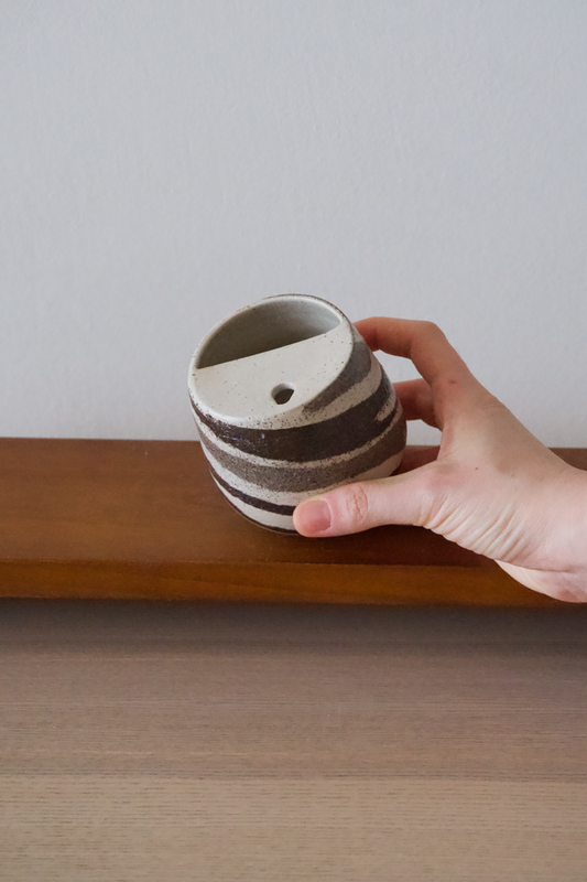 Swirl Circular Tumbler