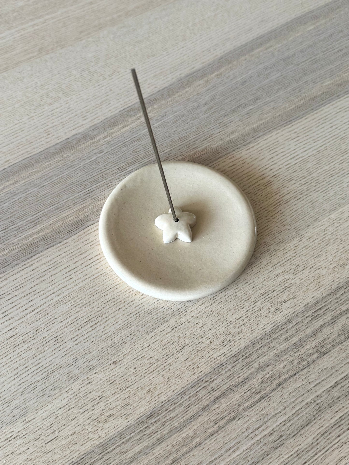 Round Elevated Incense Holder
